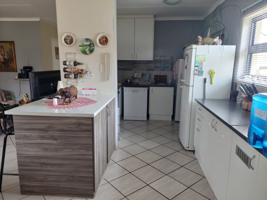 3 Bedroom Property for Sale in Kidds Beach Eastern Cape